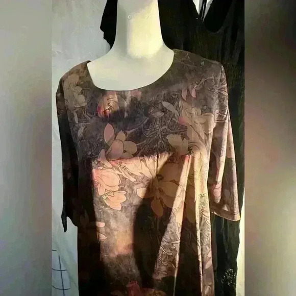 Midi dress in aubergine color - Picture 1 of 5